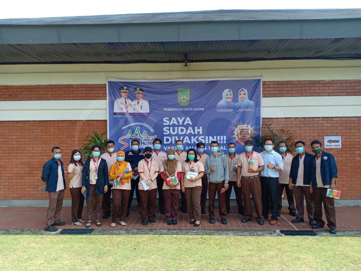 PT Asia Cocoa Indonesia Employees Undergo COVID-19 Vaccination 